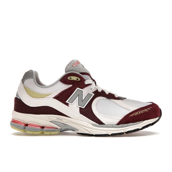 New Balance ニュー平衡にする メンズ スニーカー  【New Balance 2002R Up There Backyard Legends II】  大きさ US_M_13 Maroon/White/Grey