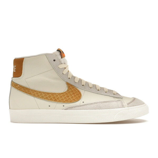 Nike ナイキ メンズ スニーカー  【Nike Blazer Mid 77 Waffle】  大きさ US_10.5(28.5珊) Coconut Milk/Wheat/Sail/Black/Total Orange/Gum Light Brown