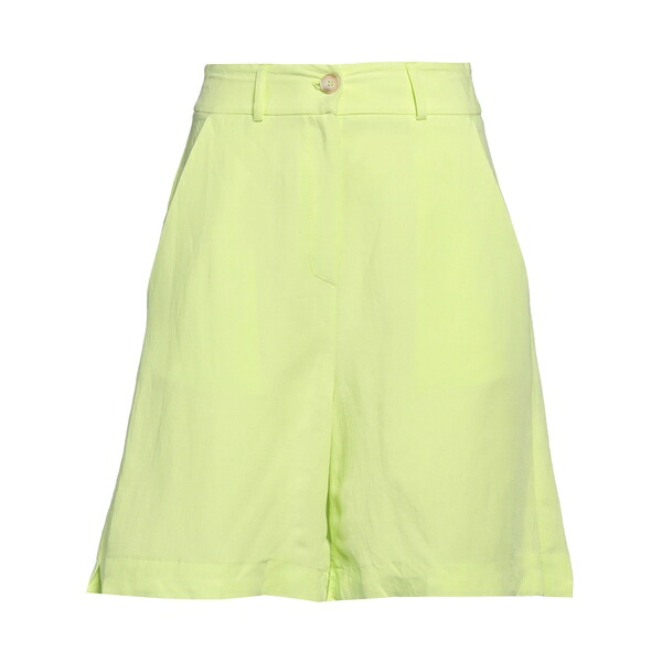 【送料無料】 エレオノーラ スタージ レディース カジュアルパンツ ボトムス Shorts & Bermuda Shorts Green｜asty