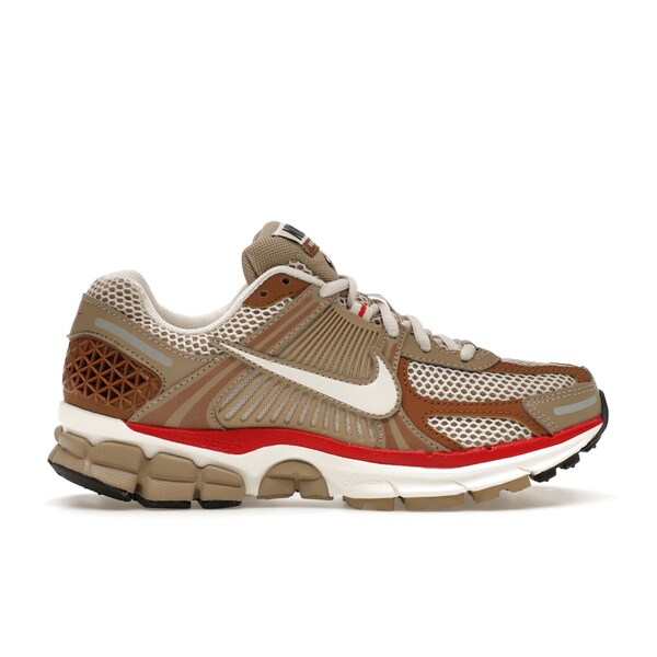 Nike ナイキ レディース スニーカー  【Nike Zoom Vomero 5 Khaki Phantom (Women\u0027s)】  大きさ US_8(25.0糎) Khaki/Phantom/Fire Red/Sail