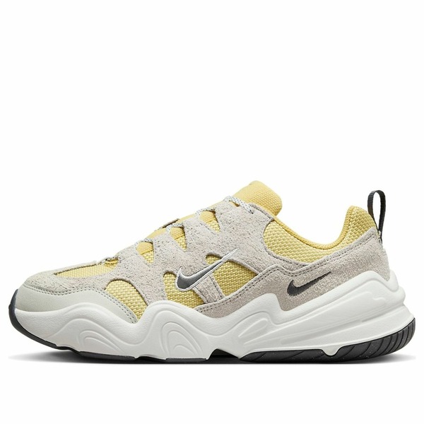 Nike ナイキ レディース スニーカー Saturn Gold/Light Bone/Phantom/Iron Grey 【(WMNS) Nike Tech Hera \u0027Saturn Gold Light Bone\u0027 DR9761-700】  大きさ US_8(25.0糎)