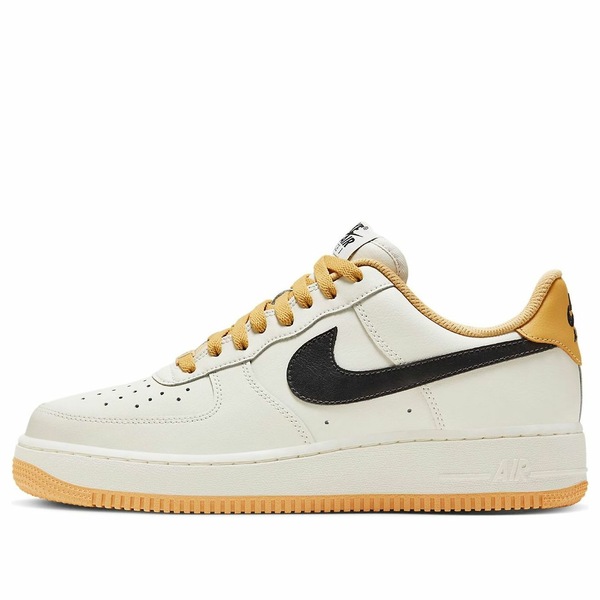 Nike ナイキ メンズ スニーカー 空軍 【Nike Air Force 1 \u002707 LV8 \u0027Sail Tan Black\u0027 FD9063-101】  大きさ US_10.5(28.5糎)