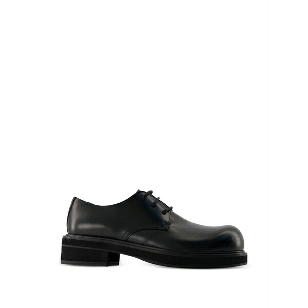 アクネ ストゥディオズ メンズ 御召しものシューズ シューズ Smooth leather derby Black