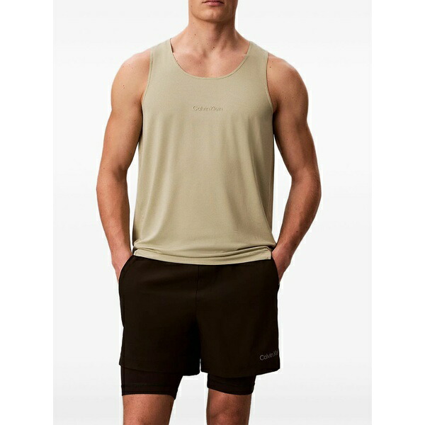 カルバンクライン メンズ カジュアルパンツ ボトムス Water-repelent shorts Black|asty
