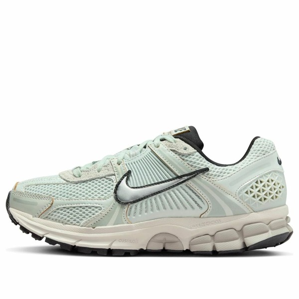 Nike ナイキ レディース スニーカー  【(WMNS) Nike Air Zoom Vomero 5 \u0027Light Silver Chrome\u0027 FN6742-001】  大きさ US_W_11