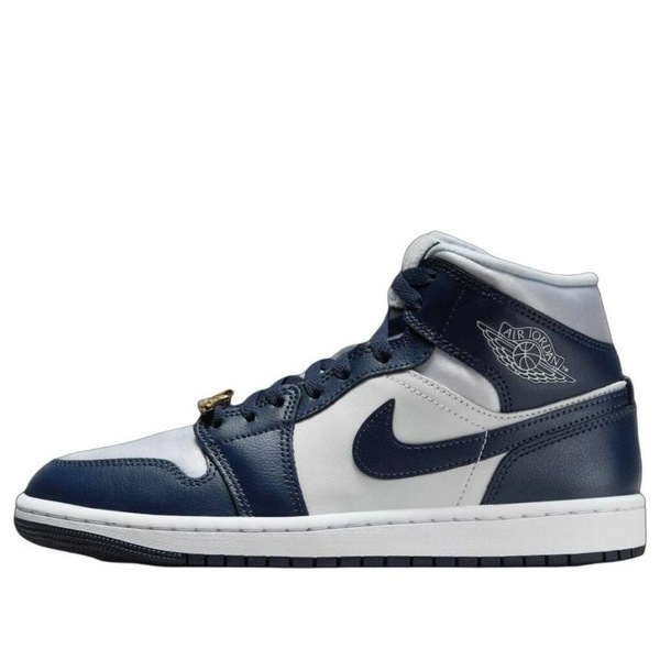 Jordan ジョーダン レディース スニーカー 【(WMNS) Air Jordan 1 Mid SE 'Football Grey White Midnight Navy' FZ8777-044】 サイズ US_W_10｜asty
