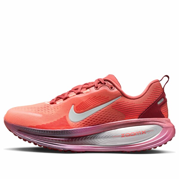 Nike ナイキ レディース スニーカー  【(WMNS) Nike Air Zoom Vomero 18 SE \u0027Light Redwood Atomic Pink\u0027 IO8250-800】  大きさ US_9.5(26.5珊)