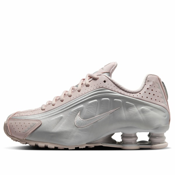 Nike ナイキ レディース スニーカー  【(WMNS) Nike Shox R4 \u0027Barely Rose Metallic Platinum\u0027 AR3565-600】  大きさ US_7.5(24.5珊)
