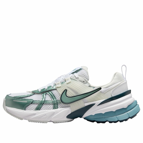 Nike ナイキ レディース スニーカー  【(WMNS) Nike V2K Run \u0027White Smokey Blue Armory Navy Cannon\u0027 FD0736-111】  大きさ US_6.5(23.5珊)