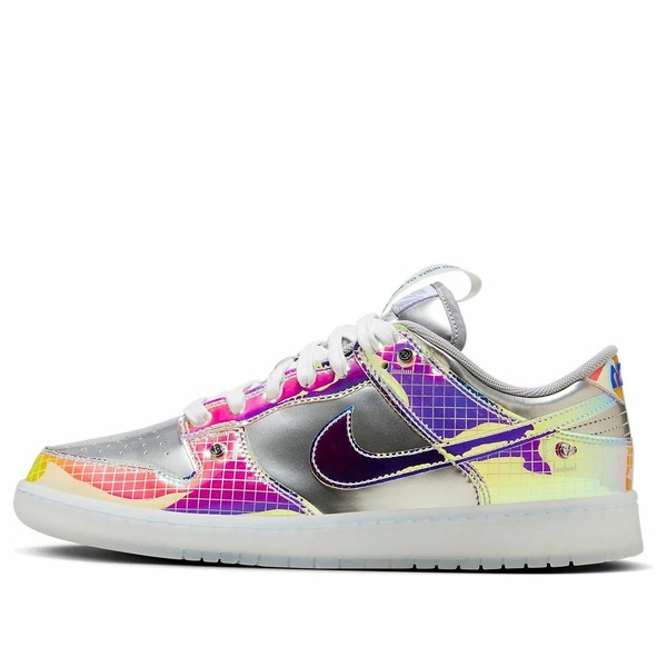 Nike ナイキ メンズ スニーカー  【Nike Dunk Low \u0027Be True\u0027 FN8882-001】  大きさ US_7.5(25.5糎)