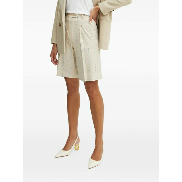 フラコミーナ レディース カジュアルパンツ ボトムス Striped pleated shorts Neutrals