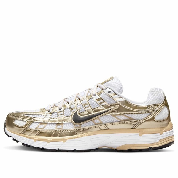 Nike ナイキ レディース スニーカー 【(WMNS) Nike P-6000 'White Metallic Gold' IF1787-100】 サイズ US_8.5(25.5cm)｜asty 31,070円