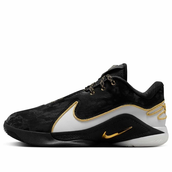 Nike ナイキ メンズ スニーカー  【Nike LeBron 22 \u0027Mogul\u0027 HV8454-100】  大きさ US_6(24.0糎)