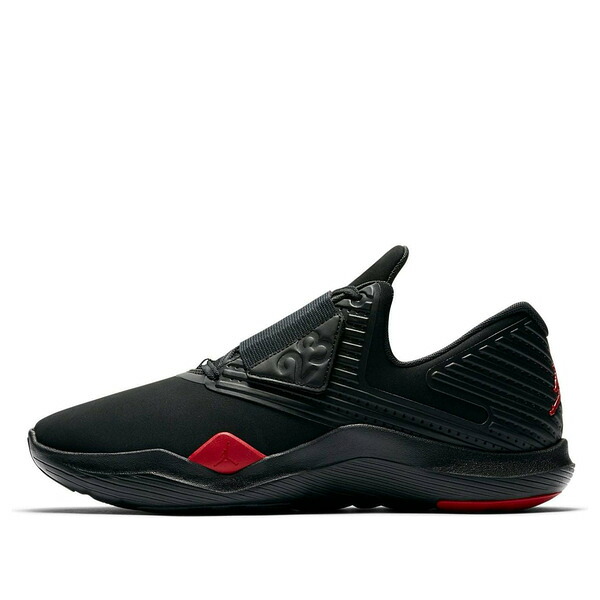 Jordan ジョーダン メンズ スニーカー 【Air Jordan Relentless 'Bred' AJ7990-003】 サイズ US_11.5(29.5cm)｜asty
