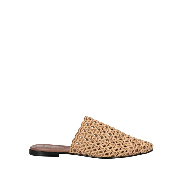 【送料無料】 イレブンティ レディース サンダル シューズ Mules & Clogs Beige|asty
