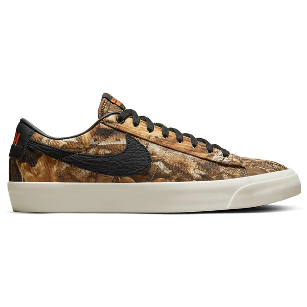 Nike ナイキ メンズ スニーカー  【Nike SB Blazer Low Pro GT Premium Brown Realtree Camo】  大きさ US_5(23.0珊) Black/Black