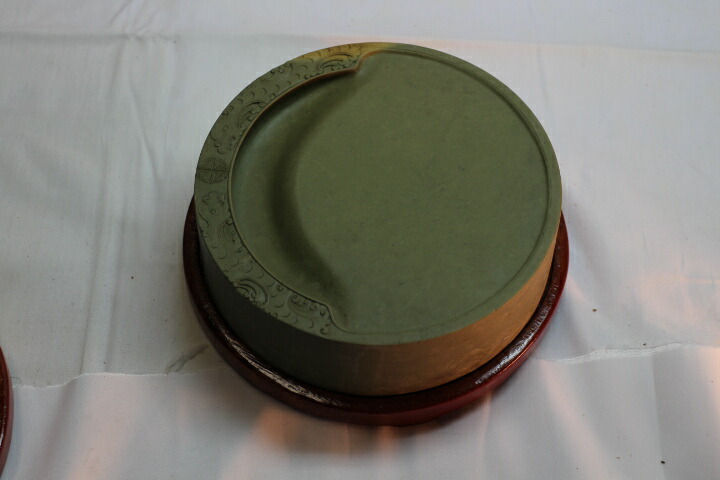 楽天市場】端渓硯 彫花楕円秋葉硯 6吋 : 書道用品専門店 弘梅堂