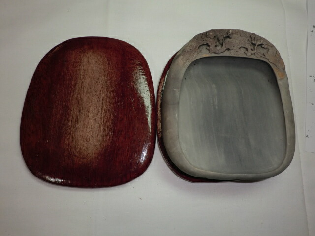 楽天市場】【梅花坑】硯 端渓硯 中国硯 5吋 石眼 石紋 書道用品 【type