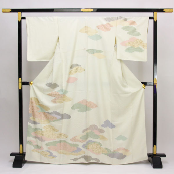 【お仕立て上がり】着物 正絹胴裏 新品 仕立済 金彩加工 訪問着 雲取り Mサイズ 黄色系 あすかや [商品番号pt3651]