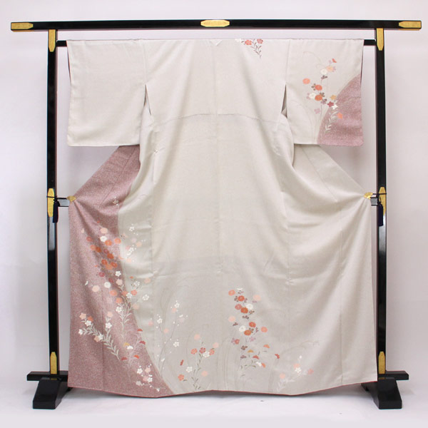 【お仕立て上がり】着物 正絹胴裏 新品 仕立済 八丁水撚糸 紋綸子 千八羽二重意匠 訪問着 Mサイズ 灰色系 あすかや [商品番号pt1920]｜あすかや