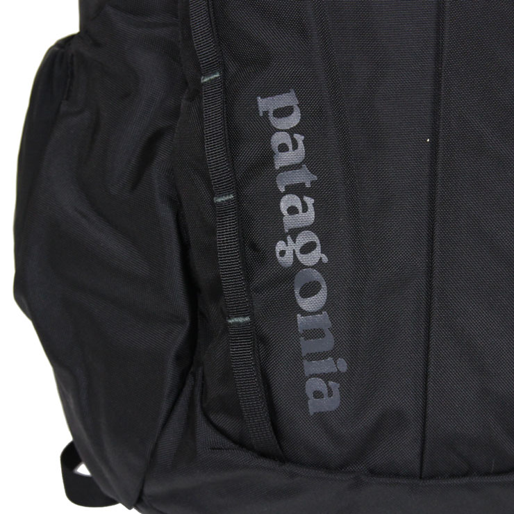 楽天スーパーsale 最大3000円クーポン配布中 パタゴニア リュック Patagonia バッグ バックパック 大容量 アウトドア 防水 かっこいい お洒落 メンズ レディース ブランド 太いサイズ Refugio Pack 28l ブラック ネイビー レッド Partydekoracija Com