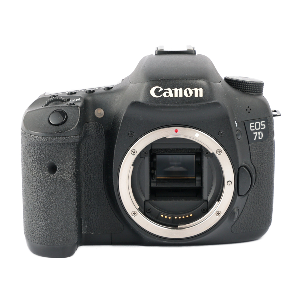 良品》Canon EOS 7D APS-C 1800万画素 デジタル一眼レフカメラ