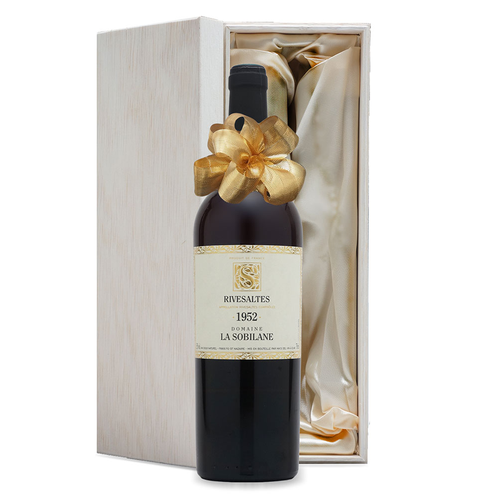 楽天市場 1981年 名前入り彫刻 生まれ年 赤ワイン リヴザルト リヴェイラック 甘口 昭和56年 名入れ 誕生日プレゼント ワインセット 木箱入 アトリエココロ 楽天市場店