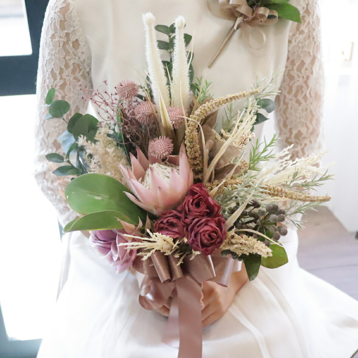 ドライフラワー風 クラッチブーケ パンパス ピンクグラデ 前撮り フォトウェディング 世界の