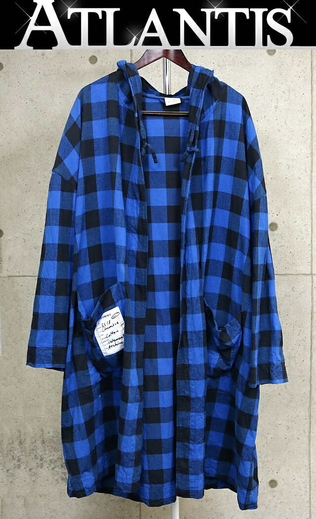 VETEMENTS 銀座店 ヴェトモン 読み合わせる柄 ボンネット 化粧着 厚地の外套 長袖 メンズ size:S 青色系 102713