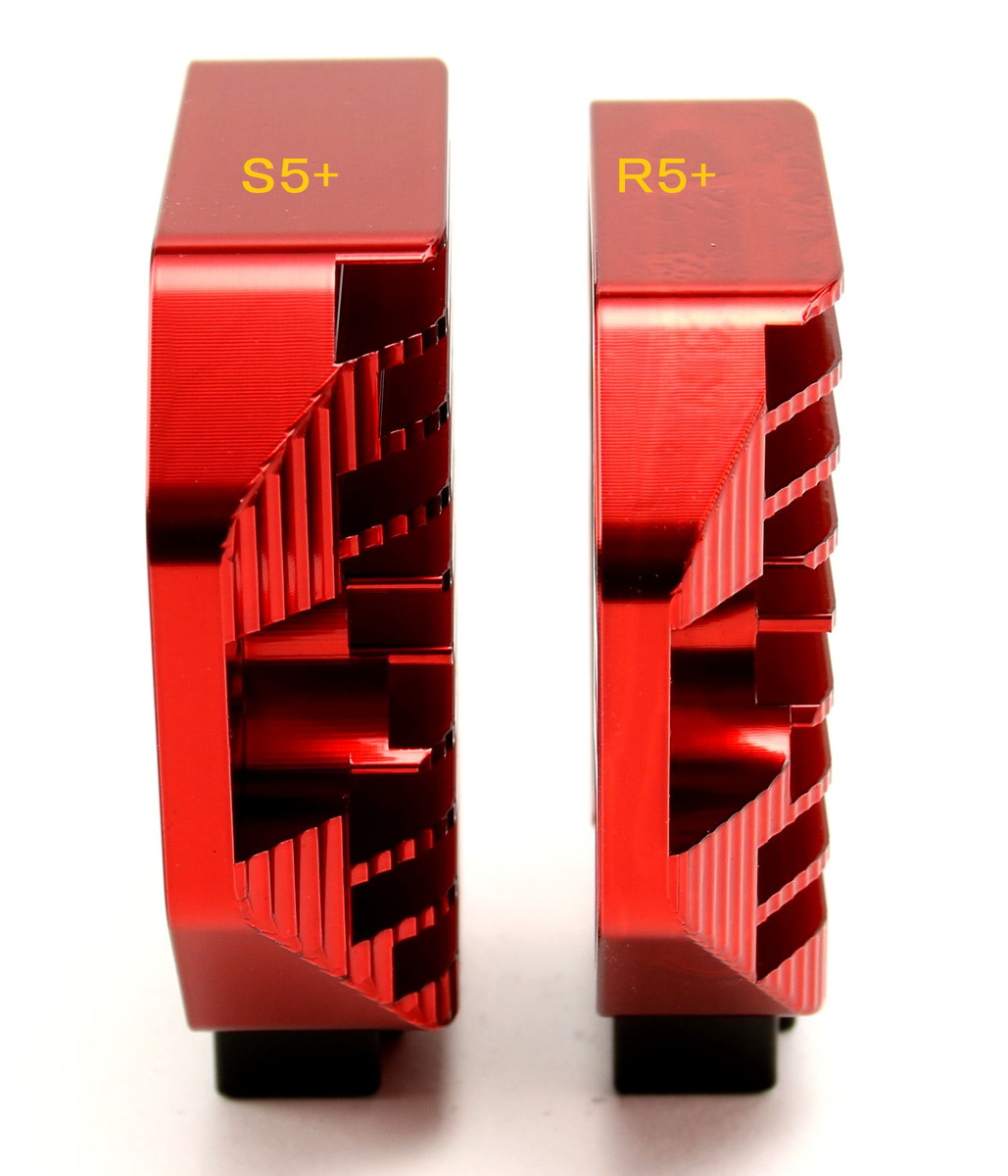 REALENERGY高効率R5強化レギュレーター40ACYGNUSXBW`S125