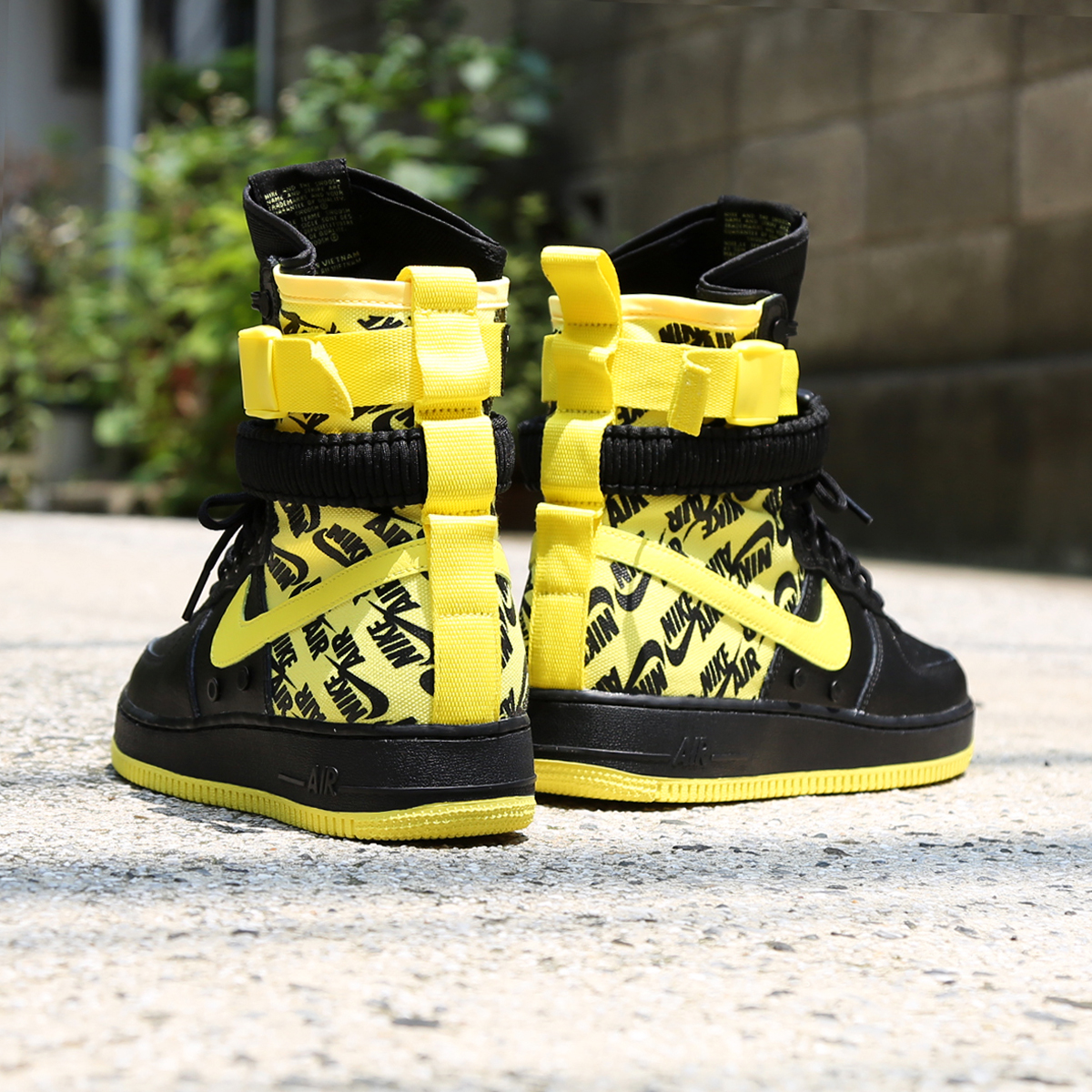 air force 1 high black and yellow