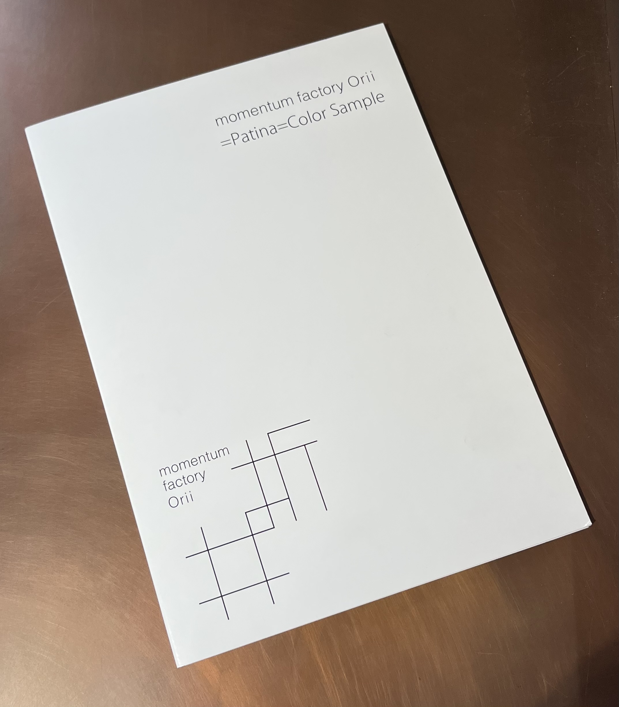 モメンタムファクトリー・Orii sample_book 標本読みもの 丘岡銅器 ＊欠品時仕立て上げる継続期間2週～1カ月