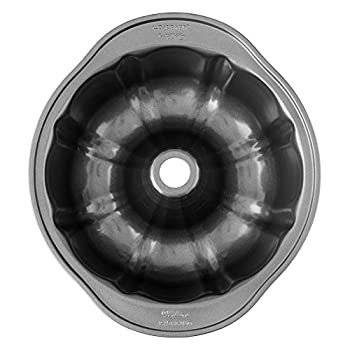 【中古】【輸入品・未使用】Wilton 失敗しない　ノンスティック　フルートチューブケーキ型 標準 シルバー 2105-6803