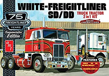 【中古】【輸入品・未使用】AMT 1/25 ホワイト・フレイトライナー SC/DD キャブオーバー トレーラーヘッド (フレイトライナー 75周年記念モデル) プラスチックモデルキット 15,652円