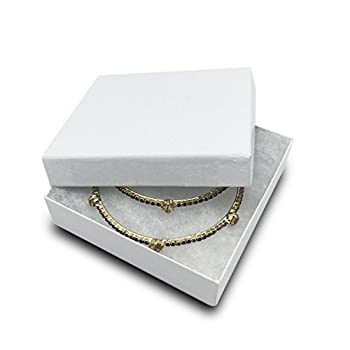 【中古】【39shop】【輸入品・未使用】25パック★ホワイトコットン入りジュエリーギフトボックス（各種サイズ） 3 1/2x3 1/2x1 inches #33 ホワイト W33-25B（新古品）｜アトリエ絵利奈