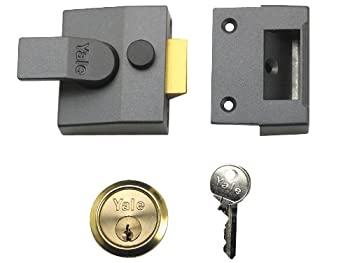 【中古】【輸入品・未使用】Yale 85?Deadlocking Nightlatch SC 26,856円