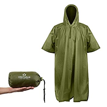 【中古】【39shop】【輸入品・未使用】大人用オリーブレインポンチョ:★丈夫な雨具 軽量 リップストップナイロン製 調節可能なフード付き ハイキングやキャンプに最適なレインポンチョ（新古品）｜アトリエ絵利奈