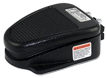 【中古】【39shop】【輸入品・未使用】Linemaster★632-DA Clipper Foot Switch Electrical Single Pedal Maintained SPDT Single Stage No Guard Black by Linemaster(新古品)|アトリエ絵利奈