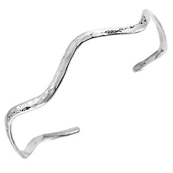 【中古】【輸入品・未使用】スターリングシルバーハンマー波ブレスレット、7?1?/ 4?\