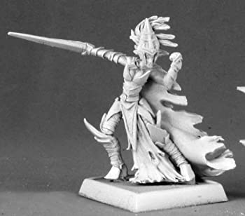 【中古】【輸入品・未使用】Female Dark Elf Warrior Warlord by Reaper Miniatures [並行輸入品]