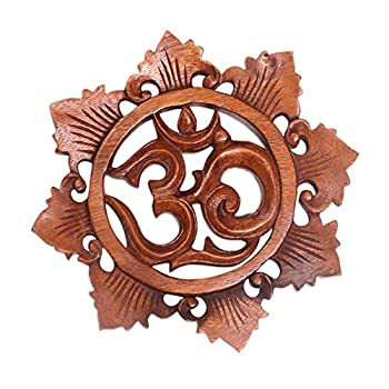【中古】【輸入品・未使用】Novicaフローラル木製壁彫刻、ブラウン、' Petaled om '