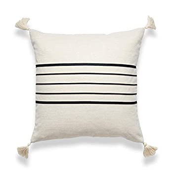 【中古】【39shop】【輸入品・未使用】Hofdeco★モロッコタッセルニュートラル装飾枕カバーのみ ベージュブラックジオストライプ 18インチx18インチ（新古品）｜アトリエ絵利奈