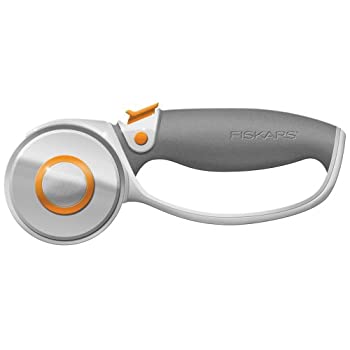 【中古】【輸入品・未使用】Fiskars (フィスカース) ロータリーカッター 60mm Comfort Loop Titanium