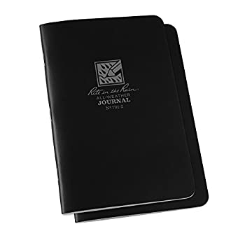 【中古】【インポート品・未当て嵌める】Rite インチ the Rain 雨合羽ステープルノート 4 5/8in x 7in 黒いこと押しかぶせる 逐次刊行物柄 2風呂敷き包み (No. 791-2)