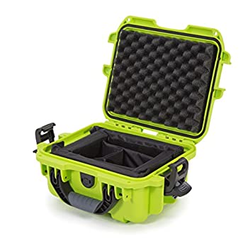 Nanuk 905 防水ハードケース パッド入り仕切り付き - ライム