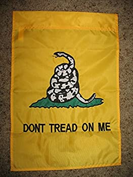 【中古】【輸入品・未使用】12?\" x18?\"ガズデンブラックないTread On Me Sleeved Garden Flag