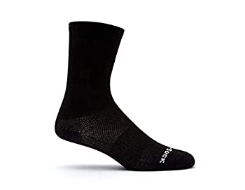 【中古】【輸入品・未使用】Wrightsock メンズCoolmesh IIクルーソックス S