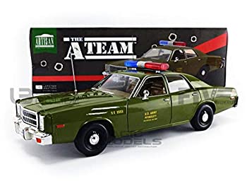 【中古】【インポート品・未当て嵌める】1977 Plymouth Fury U.S. Army Police Army Green \"The A-Team\"" (1983-1987) TV Series 1/18 Diecast Model Car by Greenlight"