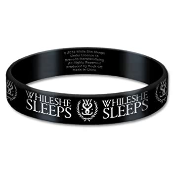 【中古】【輸入品・未使用】While She Sleeps メンズ ロゴ ラバー ブレスレット ブラック