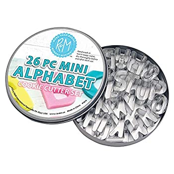 【中古】【輸入品・未使用】ミニ★クッキー型26個セット/アルファベット英字(缶入り)